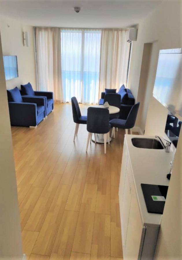 Orbi City Batumi Sea View Aparthotel Ngoại thất bức ảnh